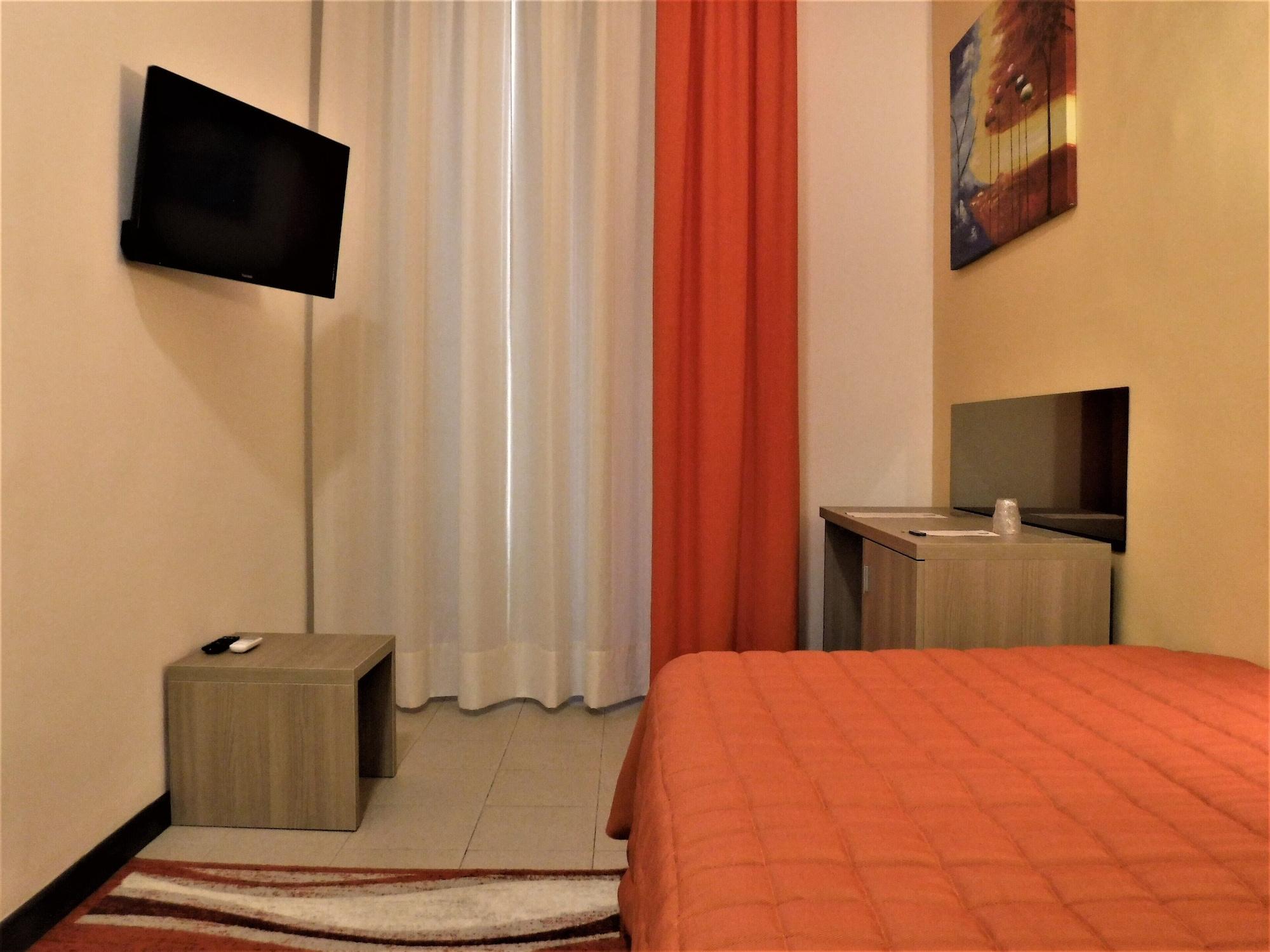 קטאניה Moonlight Hotel&Suites מראה חיצוני תמונה