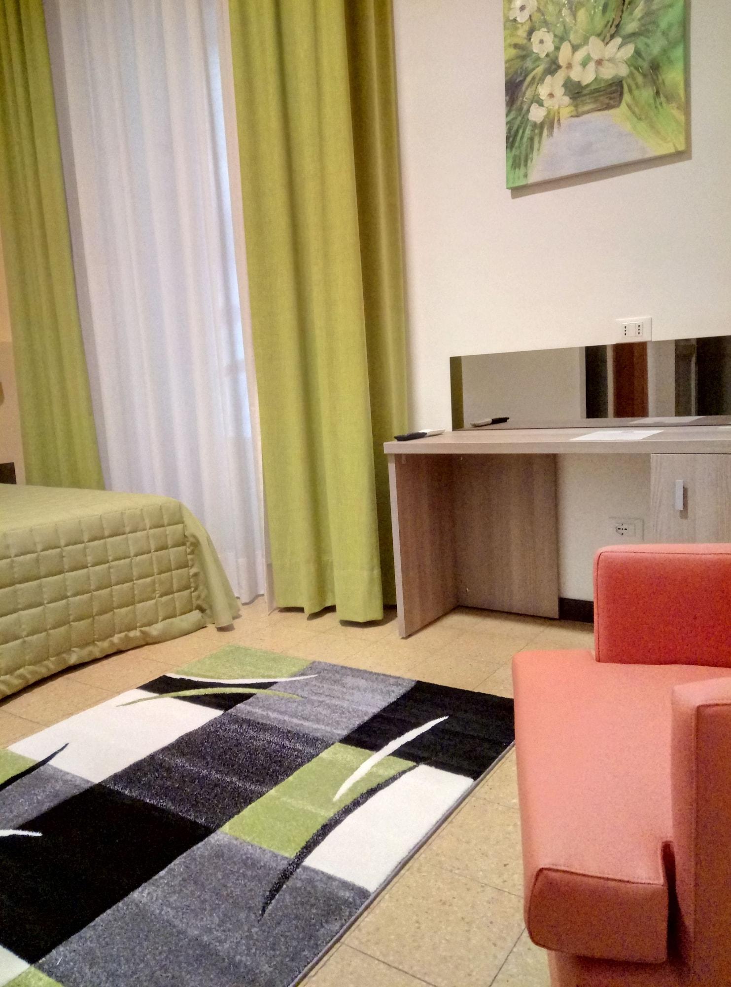 קטאניה Moonlight Hotel&Suites מראה חיצוני תמונה
