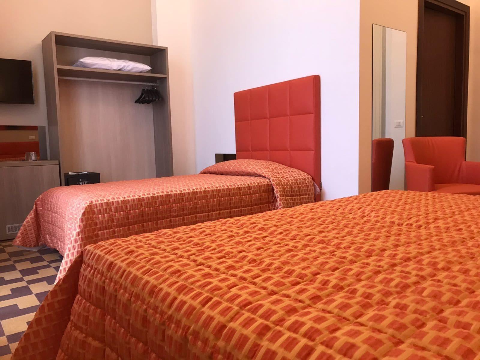 קטאניה Moonlight Hotel&Suites מראה חיצוני תמונה