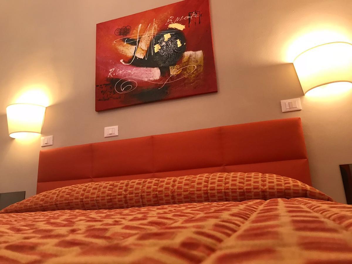 קטאניה Moonlight Hotel&Suites מראה חיצוני תמונה